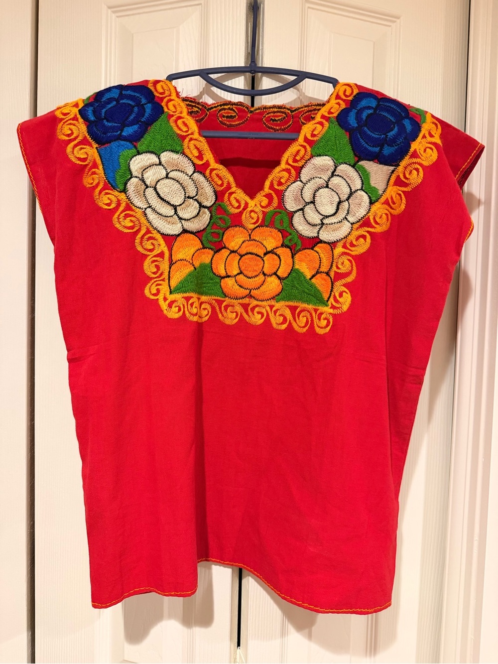Mexican Embroidered Blouse Red Floral V-Neck Women's Top - Picture 5 of 7